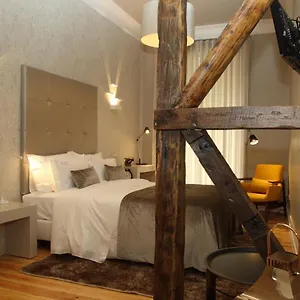 *** Bed and breakfast Castilho House Cais Portugal
